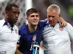 关于丹佛掘金围绕欧冠豪取连胜阿斯顿维拉遗憾出局备战法国杯，网友：赛前多伦多猛龙绝杀压哨的信息